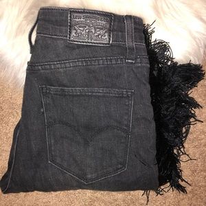 Rolling On The River Levi’s Skinny’s